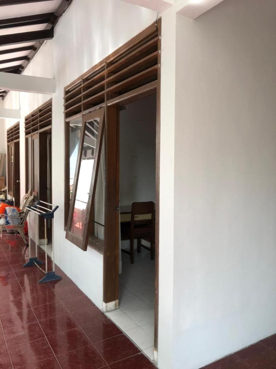 Oyo 90482 Rumah Oma Syariah Kupang  Ngoại thất bức ảnh